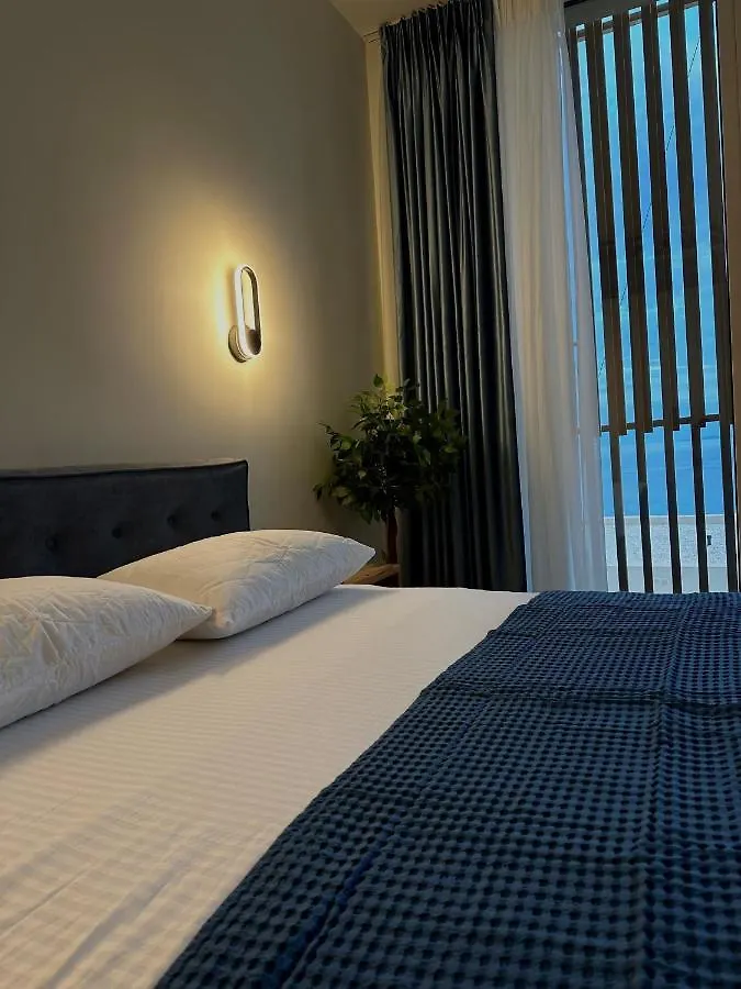 Sapphire Residence Green Coast Palasë 0*,